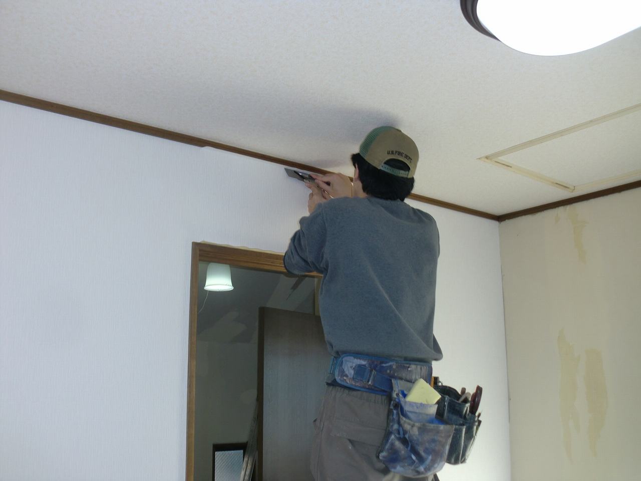 小平でクロス張替えのリフォーム・修理をお考えなら価格と品質に満足する「空室専門リフォーム館」へ